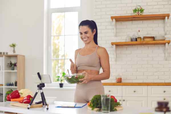 Online Nutrition and Fitness Coaches - What Does an Online Nutrition and Fitness Coach Do