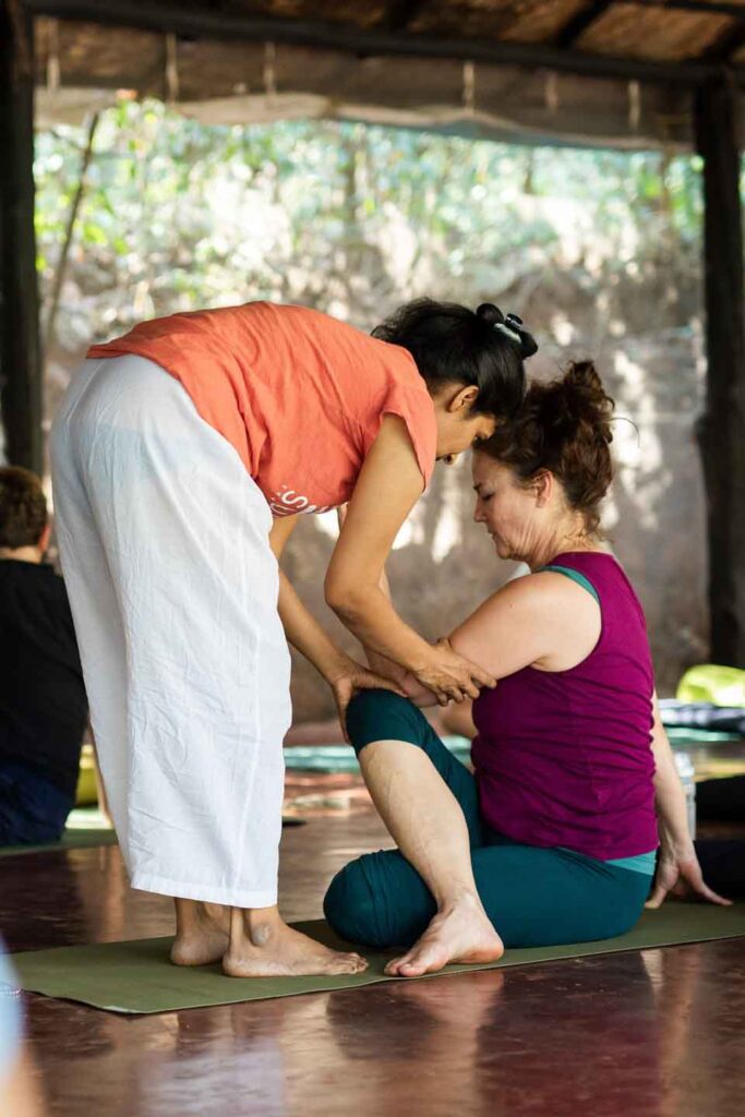 yoga therapy teacher training